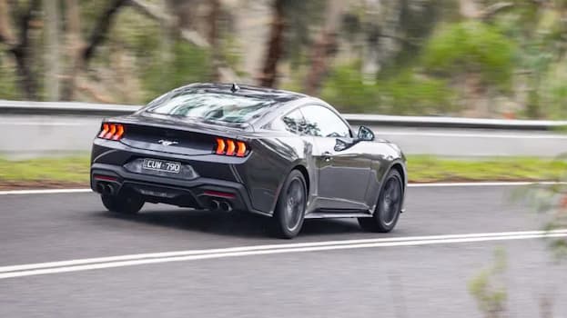 2025-Ford-Mustang-EcoBoost
